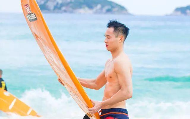 逃出白海豹洞
