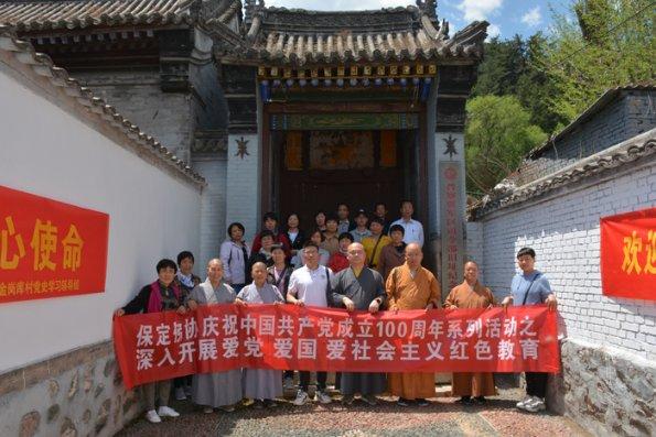 重庆忠县:推出暖心服务 保障外出务工人员安全返乡